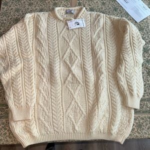 Kerry Wollen Irish fisherman wool cable knit sweater